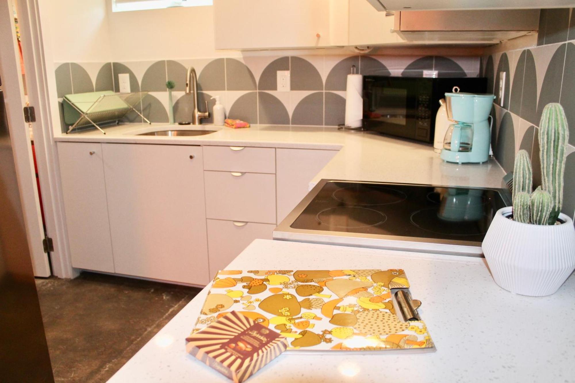 Stunning 60s-70s Retro * Portland